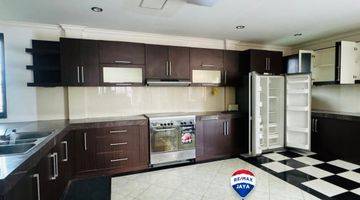 Gambar 3 Dijual Rumah Fully Furnished Tinggal Bawa Koper Aja