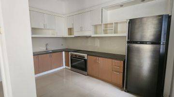 Gambar 5 Rumah 3 Lantai Bagus Semi Furnished di Bsd Giri Loka, Tangerang Sudah Renovasi