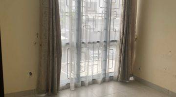 Gambar 2 Rumah 2 Lantai Bagus Semi Furnished SHM di Eternity, Tangerang