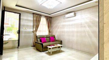 Gambar 4 Rumah Hook Cantik Di Grand Orchid