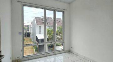 Gambar 2 Rumah 2 Lantai Bagus SHM di Sektor 7C-Gading Serpong, Tangerang