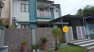 Gambar 1 Rumah 2 Lantai Bagus Furnished di Kencana Loka Bsd, Tangerang