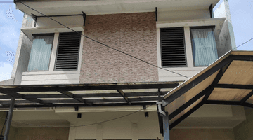 Gambar 5 Rumah Cantik 2 Lantai Bagus Unfurnished SHM di Griya Loka Bsd