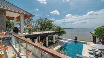 Gambar 1 Villa Mewah Pinggir Laut di Benoa Nusadua Bali