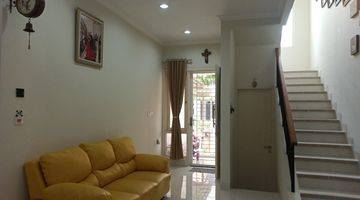 Gambar 2 Dijual Rumah 2lt 3kt 3km SHM Renovated di Cluster Volta Serpong.