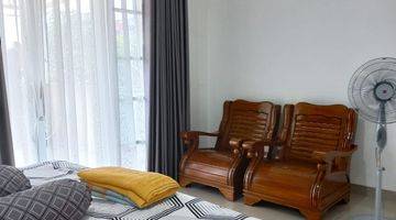 Gambar 3 Dijual Ruamh 2lt 4kt 2km Furnished di Regency Melati Mas