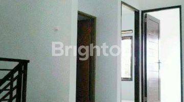 Gambar 3 Rumah 3 Lantai Furnished Joglo Kreo Larangan Kota Tangerang 