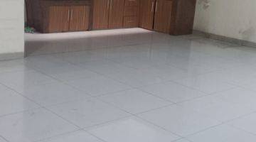 Gambar 2 Rumah 3 Lantai, Semi Furnished, Siap Huni, Taman Ratu,, Jakarta Barat Rumah Kontrakan K1q101