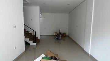 Gambar 2 Dijual Rumah Baru 3 Lantai Sunter Agung Barat Harga Nego