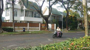 Gambar 1 Rumah Hok Di Sentul City