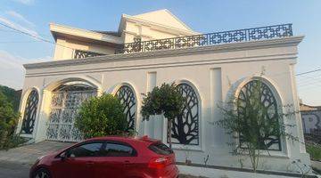 Gambar 1 Dijual Rumah American Style Kolam Renang Solo Baru 7,5m