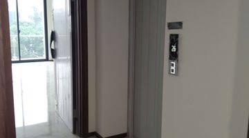 Gambar 3 Apartemen Veranda 2 Kamar Tidur Semi Furnished Baru