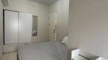 Gambar 4 Apartement Minimalistthe Springlake 2 BR Furnished