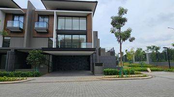 Gambar 1 Di Jual Rumah Baru Laurel Hook 3 Lantai di Nava Park Bsd, Tangerang