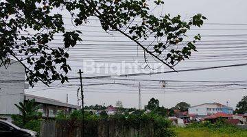 Gambar 1 Tanah datar kan di jalan Wahid Hasyim