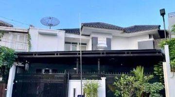 Gambar 1 Rumah Mewah Minimalis Ada Kolam Renang