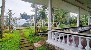 Gambar 2 Villa Trawas