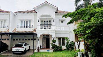 Gambar 1 Rumah Mewah Di Raffles Cibubur