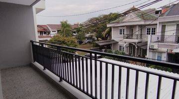 Gambar 2 Rumah 2 Lantai Full Renov Gading Serpong, Tangerang