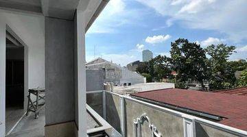 Gambar 3  For Sale Brand New Luxurious House Kebayoran Baru Jakarta Selatan