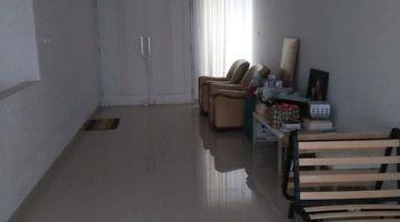 Gambar 2 Rumah Semi Furnished 2 Lantai Puri Primacom Siap Huni