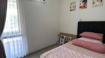 Gambar 2 Rumah Bagus Semi Furnished SHM Kolmas Regency, Cimahi