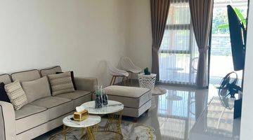 Gambar 1 Rumah Bagus Semi Furnished SHM Kolmas Regency, Cimahi