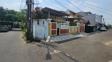 Gambar 4 Dijual Cepat Rumah Bagus Kresek Indah, Hook