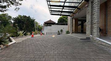 Gambar 4 Gedung 5 Lantai + Basement Area Bisnis Kemang Raya