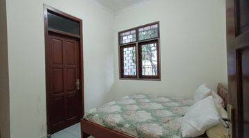 Gambar 3 Disewakan Rumah 2 Lantai Semi Furnished Area Fajar Indah