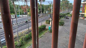 Gambar 5 Ruko 3 Lantai Sanur Jl Bypass