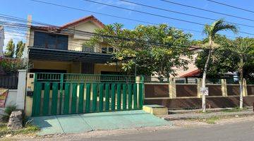 Gambar 1 Dijual Rumah Puri Gading Siap Huni Rumah Furnished Bagus SHM - Sertifikat Hak Milik di Jalan Raya Puri Gading, Puri Gading