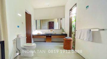 Gambar 5 Freehold Villa Close To The Beach In Batu Belig, Seminyak, Bali