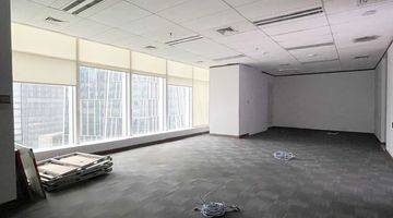 Gambar 2 Office Space Furnish Sudah Renovasi Scbd Senopati Jakarta Selatan