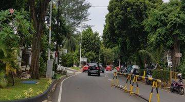 Gambar 5 Rumah Cantik Pinggir Jalan Raya Di Gedung Hijau Pondok Indah