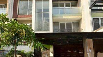 Gambar 1 Dijual Rumah Cantik 3 Lantai Sudah SHM di Citra 7, Jakarta Barat