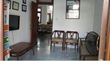 Gambar 4 Dijual Rumah 2 Lantai SHM 4kt, Slipi