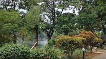 Gambar 5 Dijual Rumah Megah Furnished Hook di Greenlake, West Europe