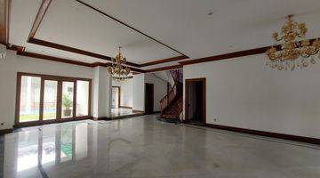 Gambar 2 Rumah Mewah Vintage Semi Furnished Disewakan di Pondok Indah 