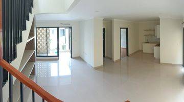 Gambar 3 Rumah Baru Termurah 2 Lantai Type 9x13.5 Cluster Carson Scientia Boulevard Gading Serpong