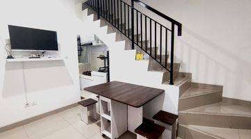 Gambar 3 Dijual Rumah Minimalis 3 Lantai Hook Furnished di Omaha Village. Dnaefpro