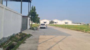 Gambar 2 Dijual Bangunan Baru Gudang Multiguna Laksana Business Park. Ivn