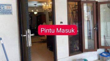 Gambar 5 Rumah 2 Lantai Jakarta Barat