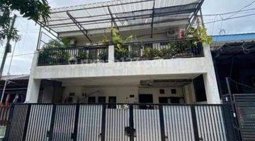 Gambar 2 Rumah 2 Lantai Jakarta Barat