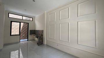 Gambar 2 Rumah Baru Unfurnished di Dalam Cluster Bsd Timur