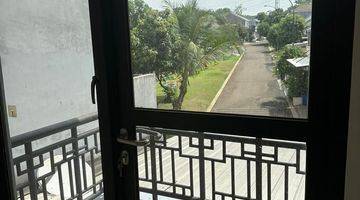 Gambar 5 Rumah 2 Lantai Sudah Renovasi Dalam Cluster