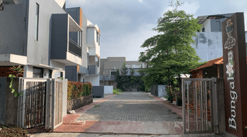 Gambar 2 Dijual Cepat Rumah 2 Lantai di Setiabudi Regency Bandung