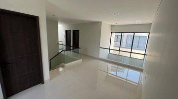 Gambar 3 Diijual Rumah Di Summarecon Bandung Emily Rumah Shm Bagus