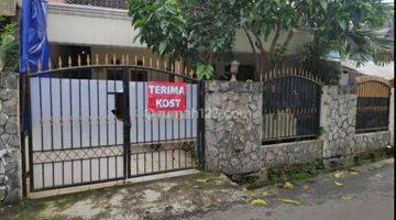 Gambar 1 Rumah Di Kebayoran Lama Dlm Perumahan