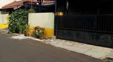 Gambar 4 Rumah 30 Meter Jalan Raya Kemanggisan 